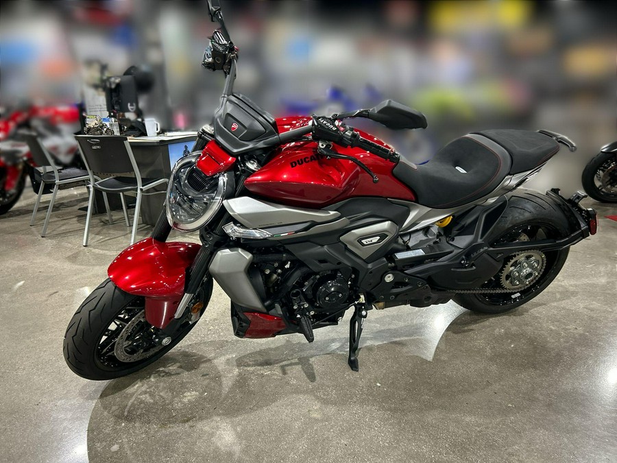 2026 Ducati XDIAVEL V4
