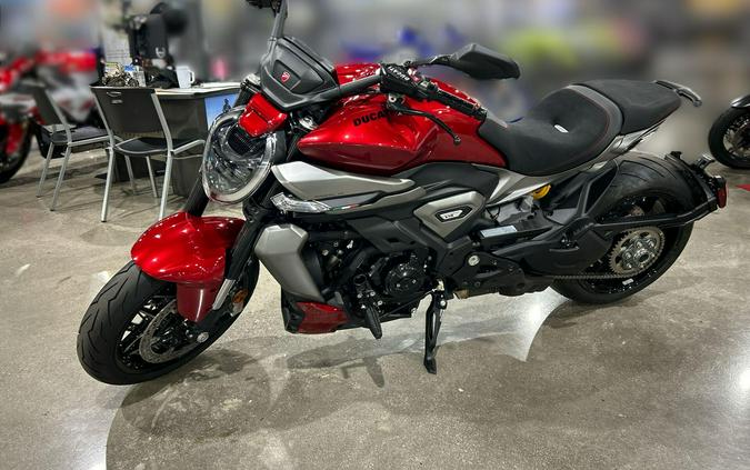 2026 Ducati XDIAVEL V4