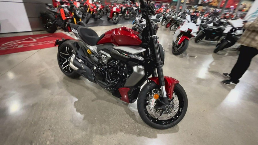 2026 Ducati XDIAVEL V4