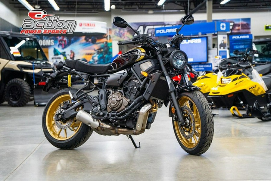 2025 Yamaha XSR 700