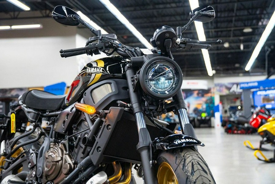2025 Yamaha XSR 700