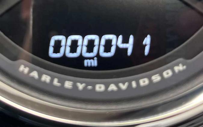 2026 Harley-Davidson HERITAGE CLASSIC FLHC