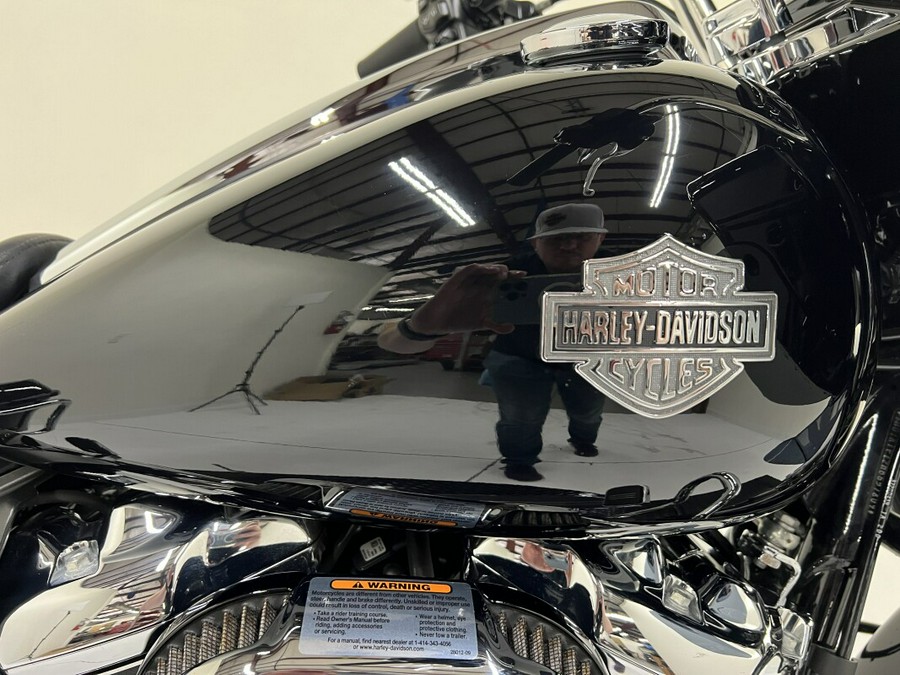 FLTRXS 2021 Road Glide Special