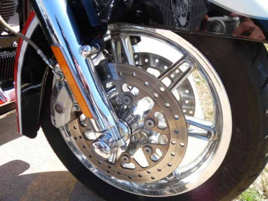 2012 Harley-Davidson® FLHTCUSE7 SCREAMIN EAGLE