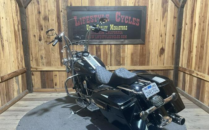 2006 Harley-Davidson® FLHRCI - Road King® Classic