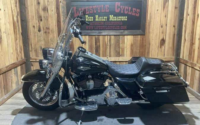 2006 Harley-Davidson® FLHRCI - Road King® Classic