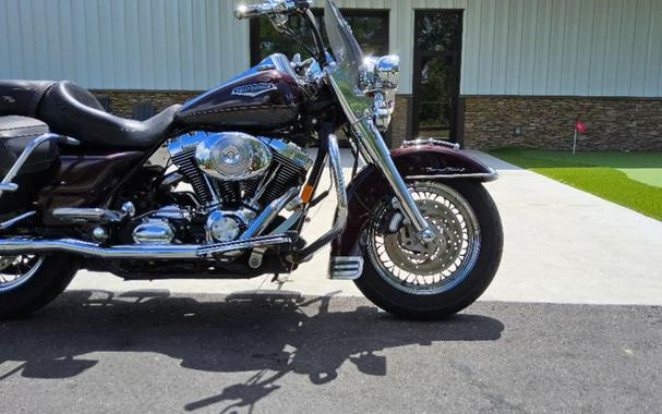 2005 Harley-Davidson FLHRCI Road King® Classic