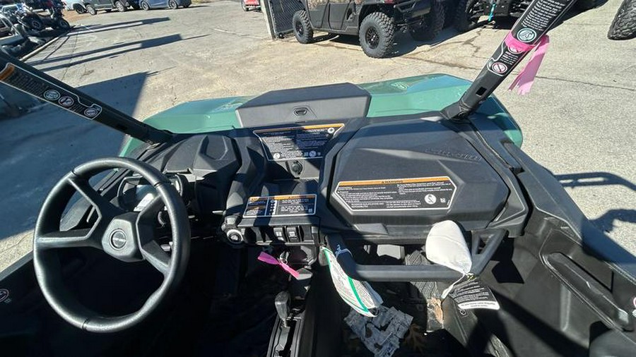 2025 Can-Am® Commander MAX DPS 1000R