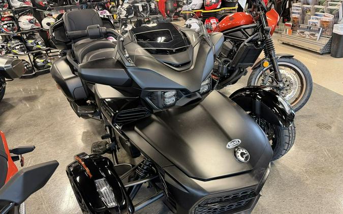 2026 Can-Am® Spyder F3 Limited Dark