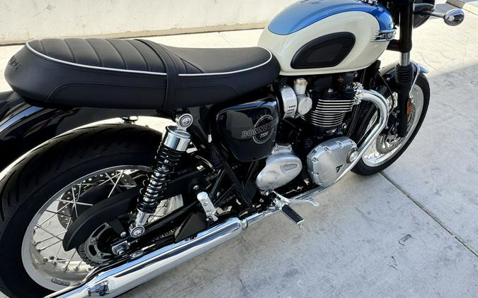 2026 Triumph Bonneville T120 Aegean blue