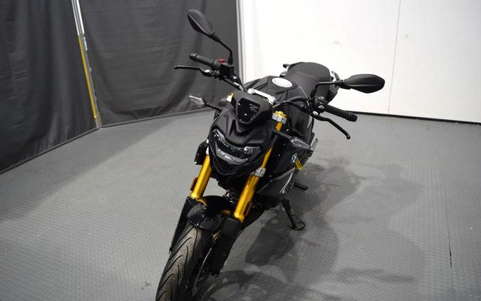 2024 BMW G 310 R Triple Black