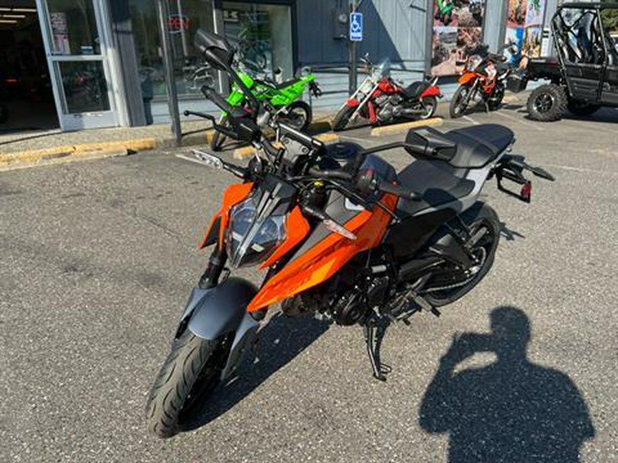 2024 KTM 250 Duke