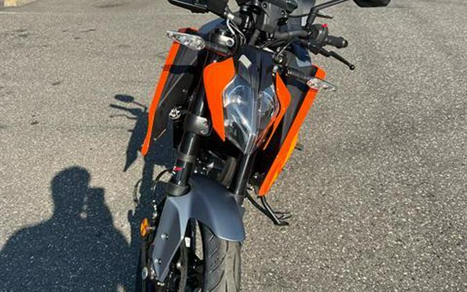 2024 KTM 250 Duke
