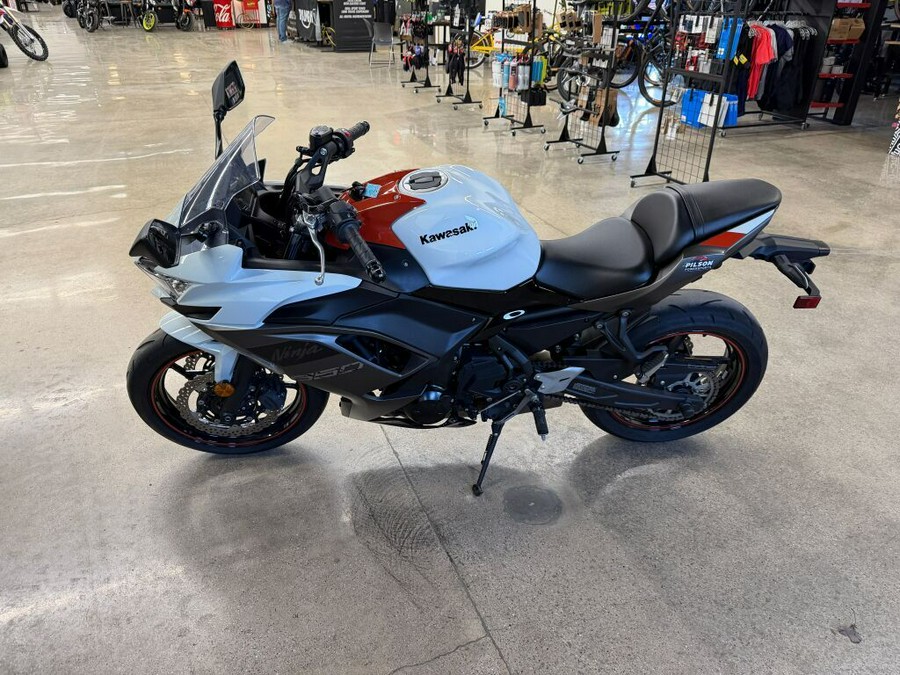 2023 Kawasaki Ninja® 650 Base