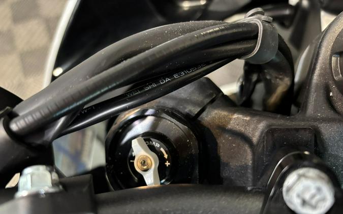 2025 Husqvarna Norden 901