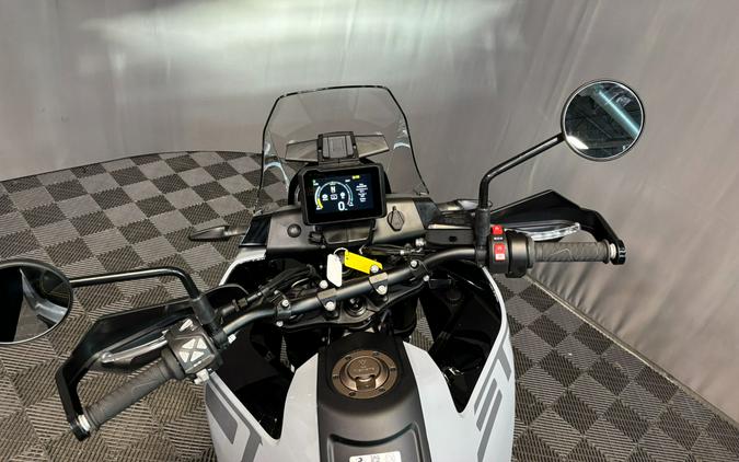 2025 Husqvarna Norden 901