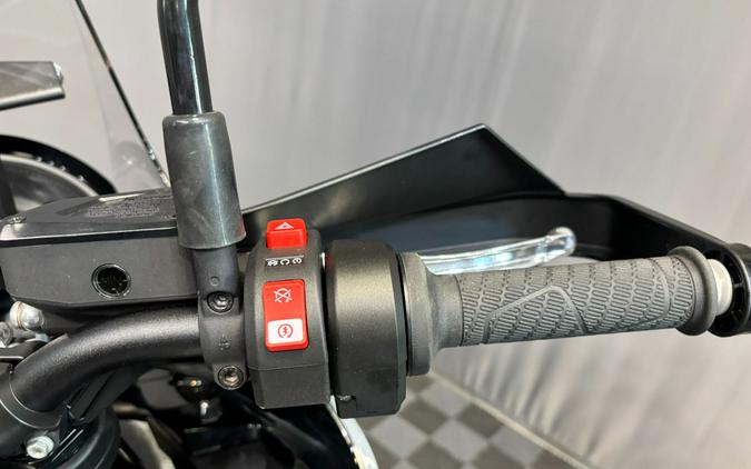 2025 Husqvarna Norden 901