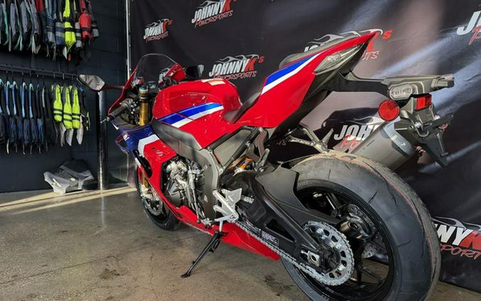 2026 Honda CBR1000SPT