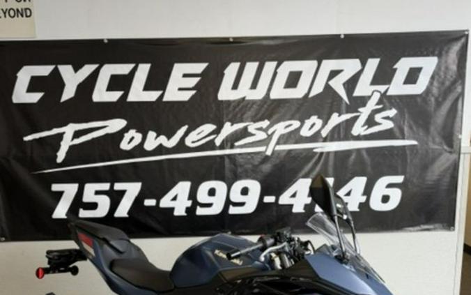2026 Kawasaki Ninja® 500 ABS Metallic Matte Twilight Blue