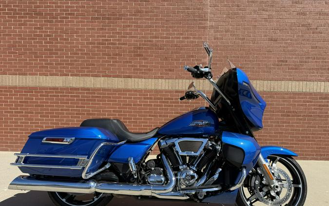 2024 Harley-Davidson® Street Glide® Blue Burst