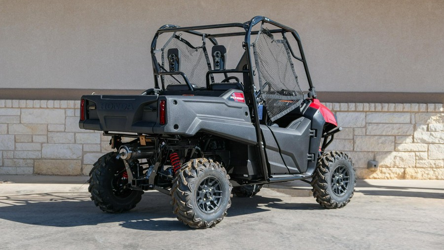 2026 HONDA PIONEER 700 HERO RED