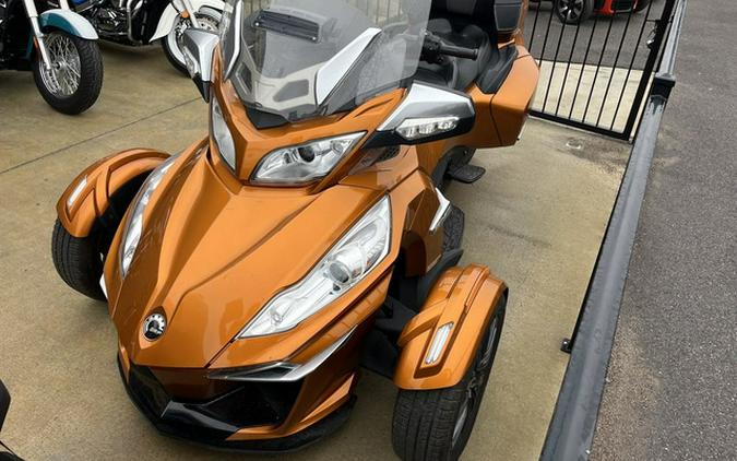 2014 Can-Am Spyder RT-S SE6