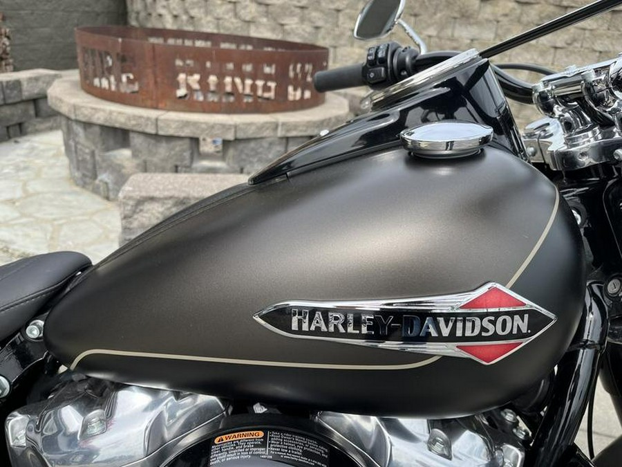 2021 Harley-Davidson® FLSL - Softail Slim®