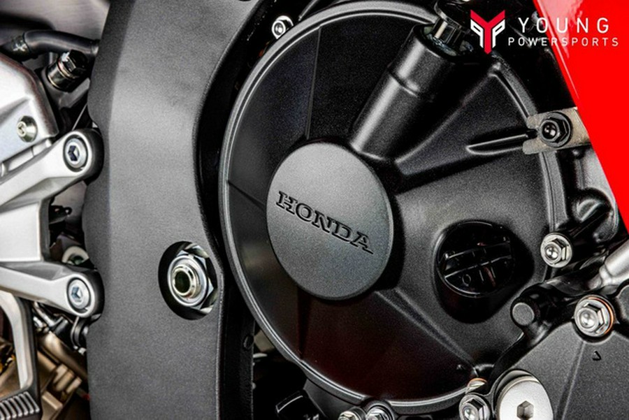 2025 Honda CBR1000RR-R Fireblade SP