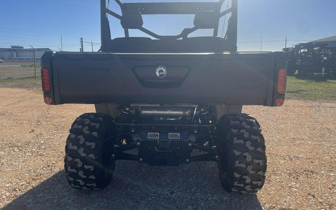 2026 Can-Am Defender DPS HD7
