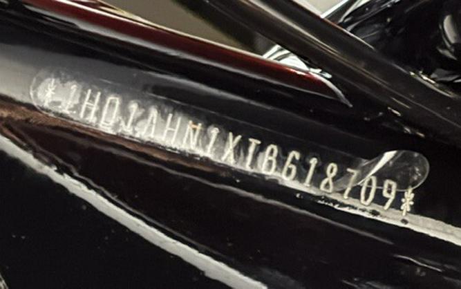 2026 Harley-Davidson® Street Glide Limited FLHXL BRILLIANT RED W/ PINSTRIPE