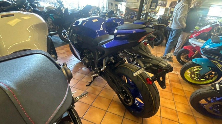 2026 Yamaha YZF R9 CA