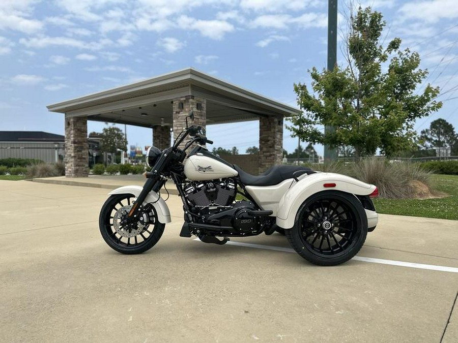 2023 Harley-Davidson® FLRT - Freewheeler®