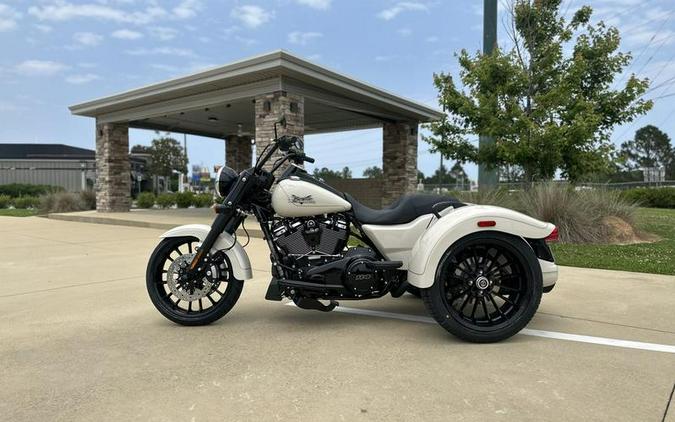 2023 Harley-Davidson® FLRT - Freewheeler®