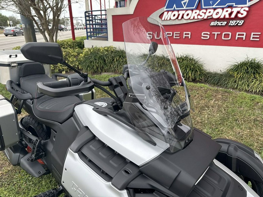 2025 Can-Am Canyon? XT