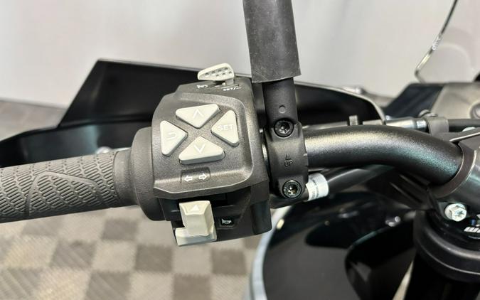 2025 Husqvarna Norden 901