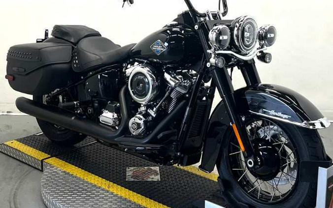 2026 Harley-Davidson HERITAGE CLASSIC FLHC