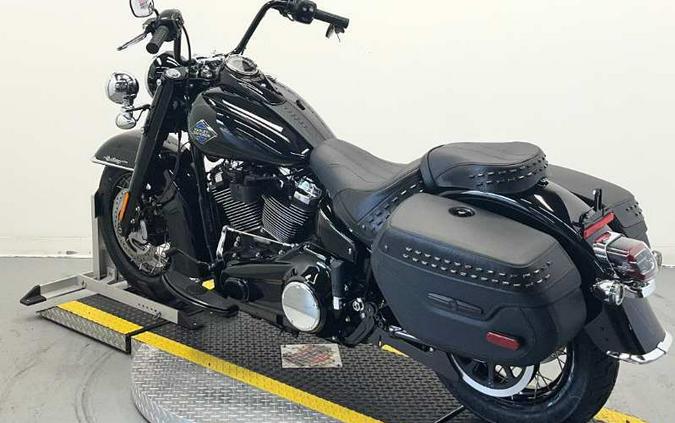 2026 Harley-Davidson HERITAGE CLASSIC FLHC