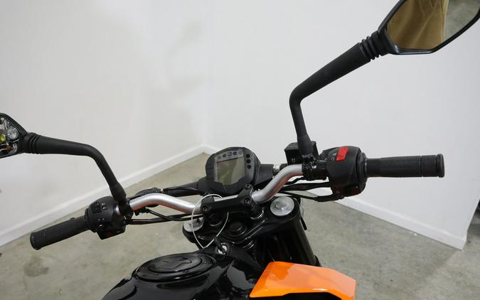 2023 KTM 200 DUKE