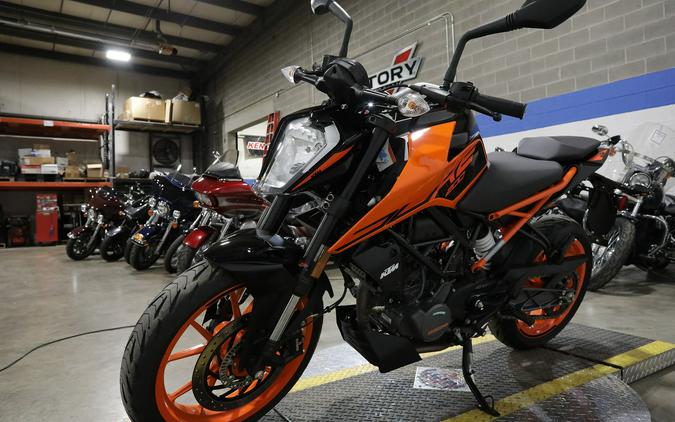 2023 KTM 200 DUKE