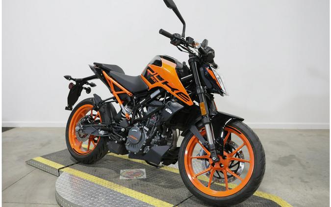 2023 KTM 200 DUKE