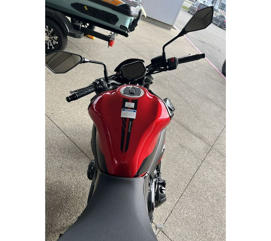 2024 Kawasaki Z900 ABS Candy Persimmon Red/Ebony