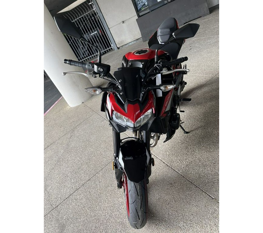 2024 Kawasaki Z900 ABS Candy Persimmon Red/Ebony