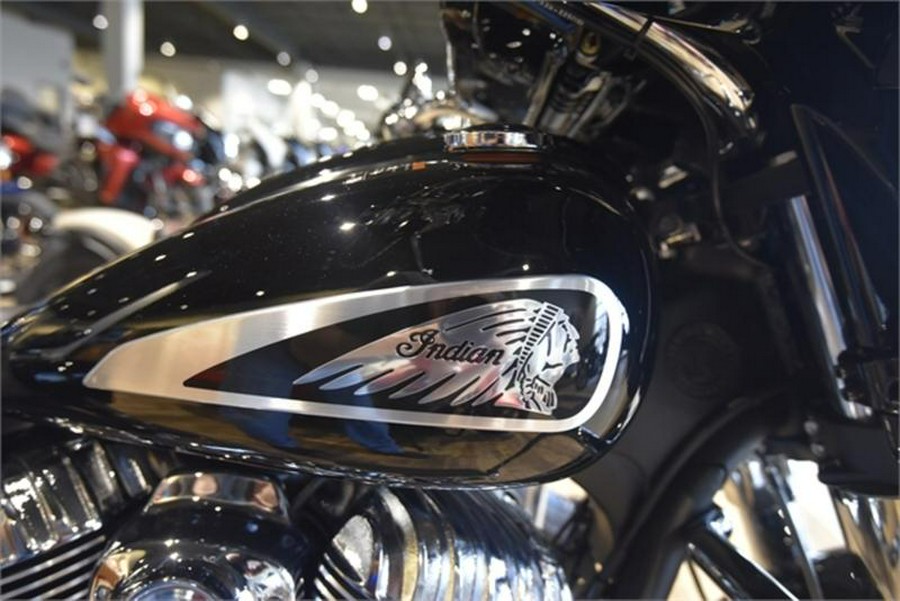 2023 Indian Motorcycle® Chieftain® Limited Black Metallic