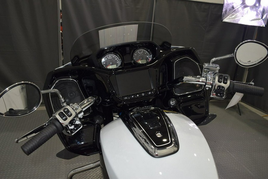 2024 Indian Challenger Limited Ghost White Metallic