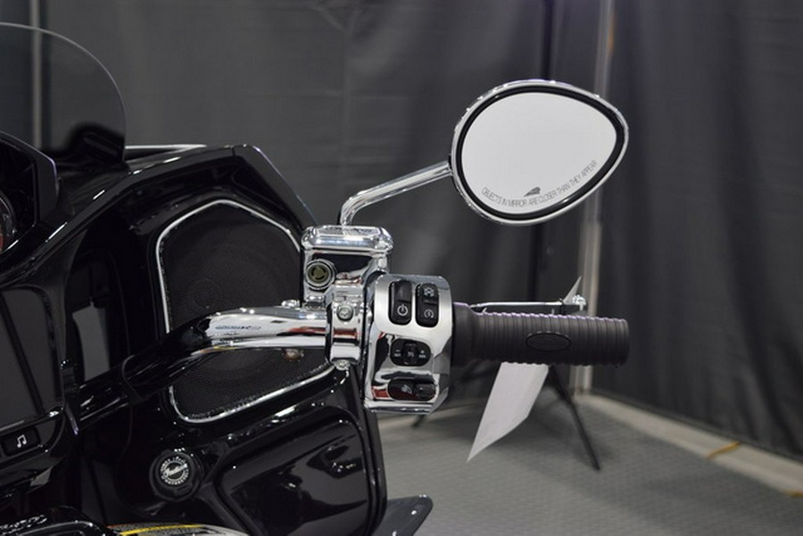 2024 Indian Challenger Limited Ghost White Metallic