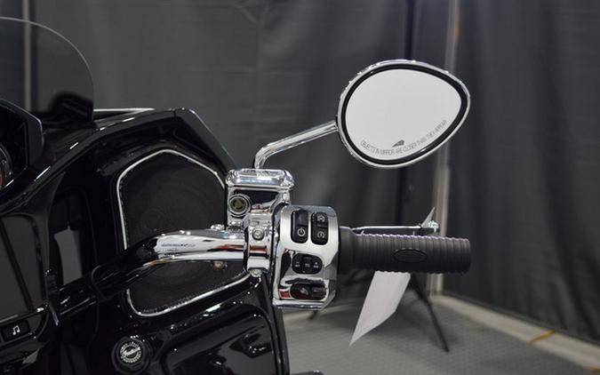 2024 Indian Challenger Limited Ghost White Metallic