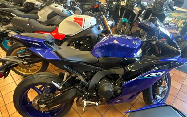 2026 Yamaha YZF R9 CA