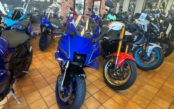2026 Yamaha YZF R9 CA