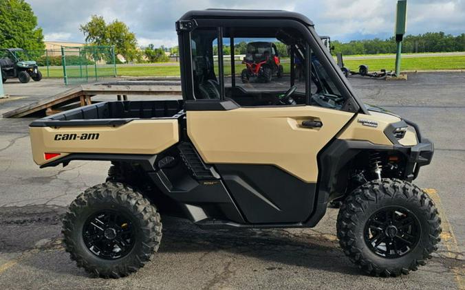 2026 Can-Am® Defender Limited HD11 Desert Tan & Carbon Black