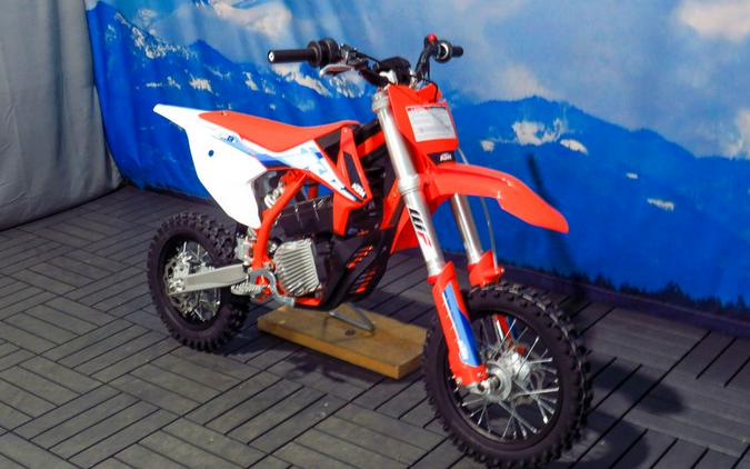 2023 KTM SX-E 5